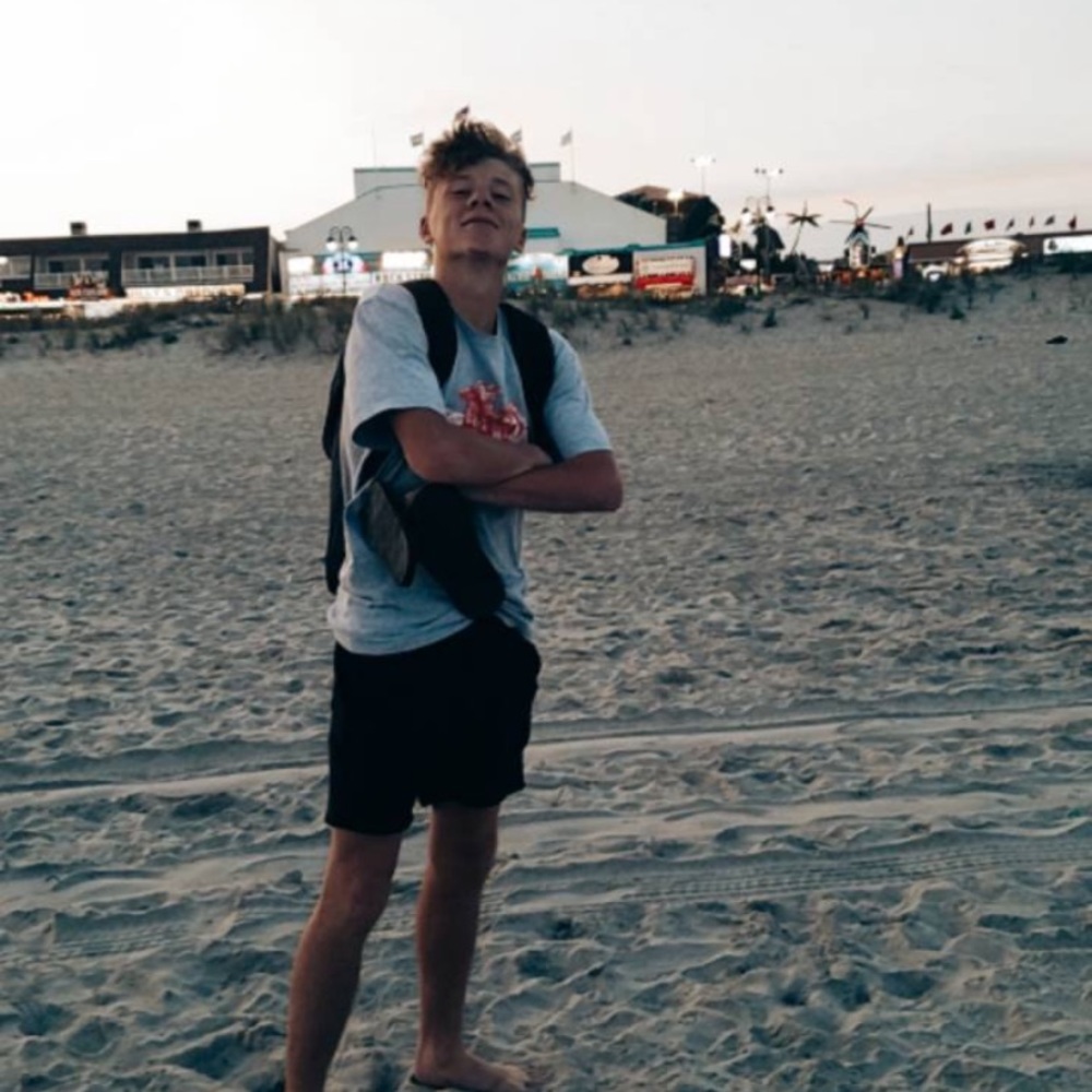 Meet your Posher, Alex